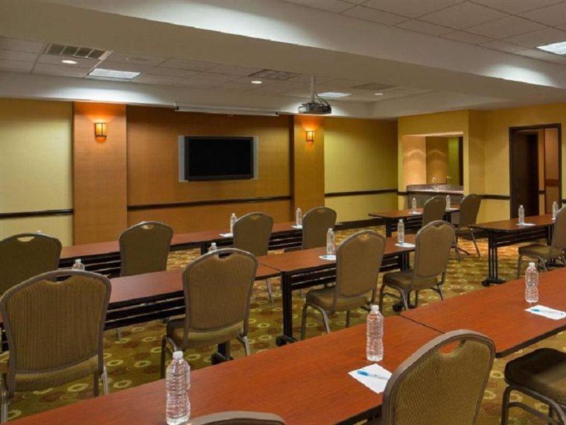 Hyatt Place Indianapolis Airport Eksteriør bilde
