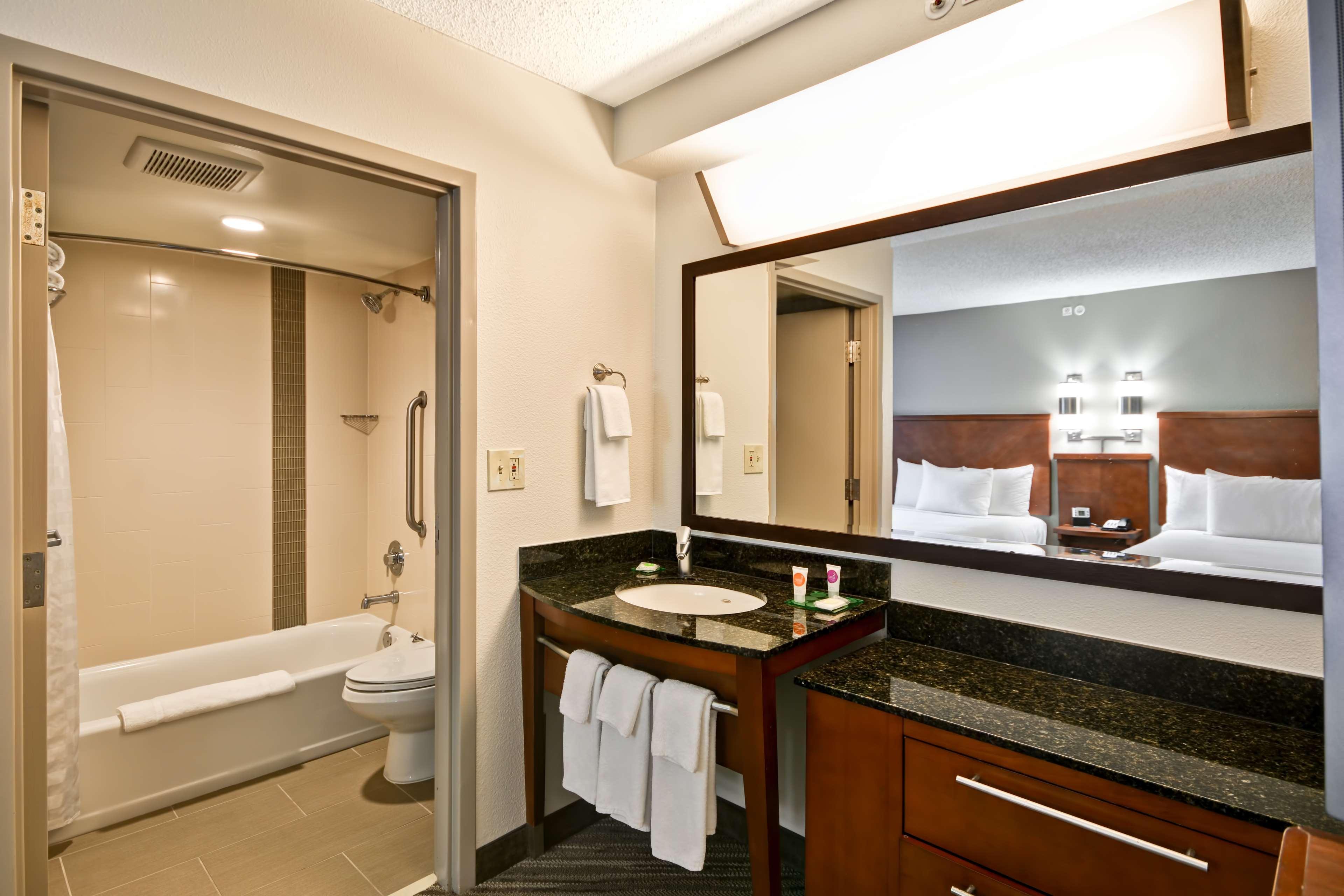 Hyatt Place Indianapolis Airport Eksteriør bilde