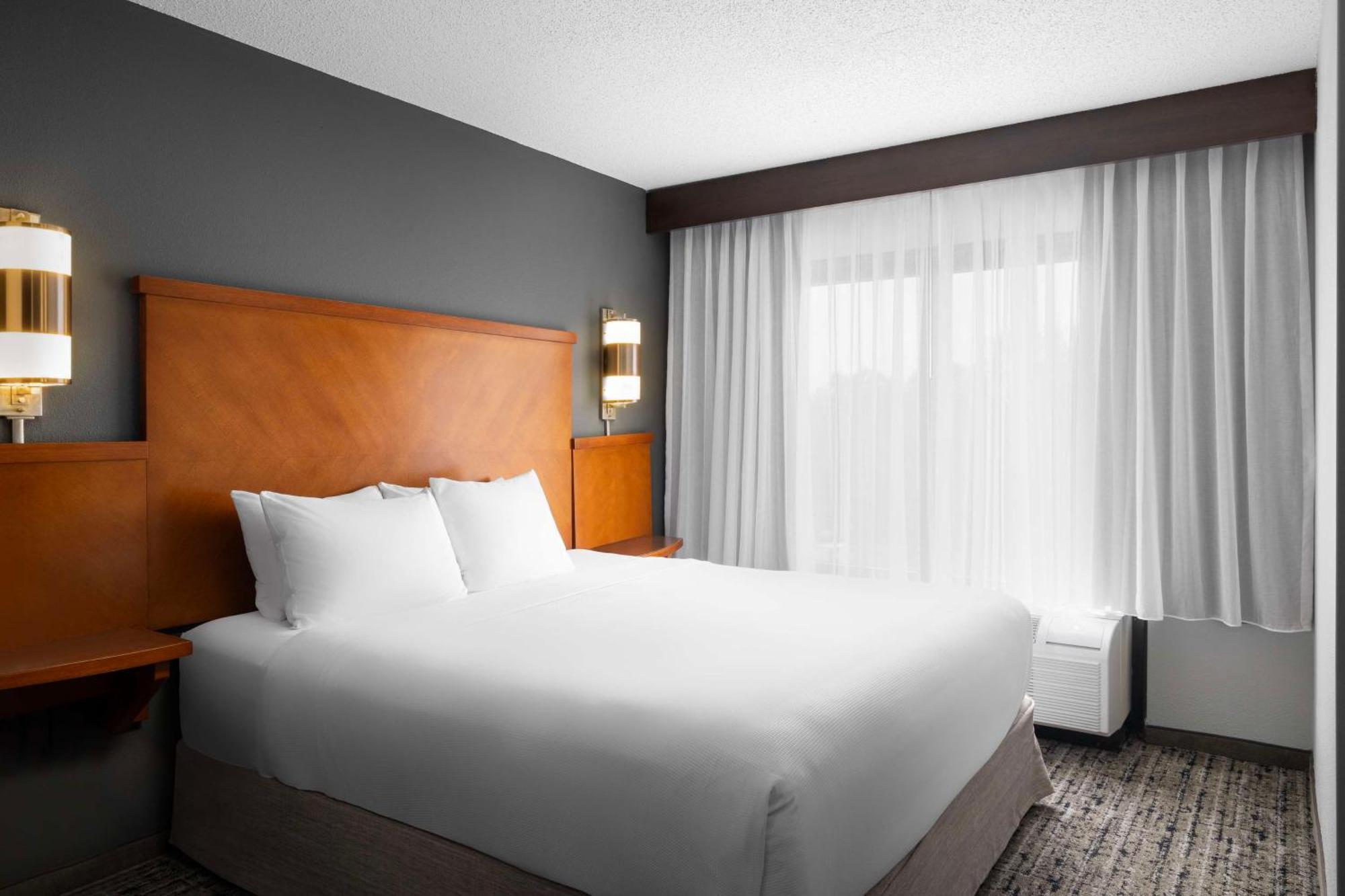 Hyatt Place Indianapolis Airport Eksteriør bilde