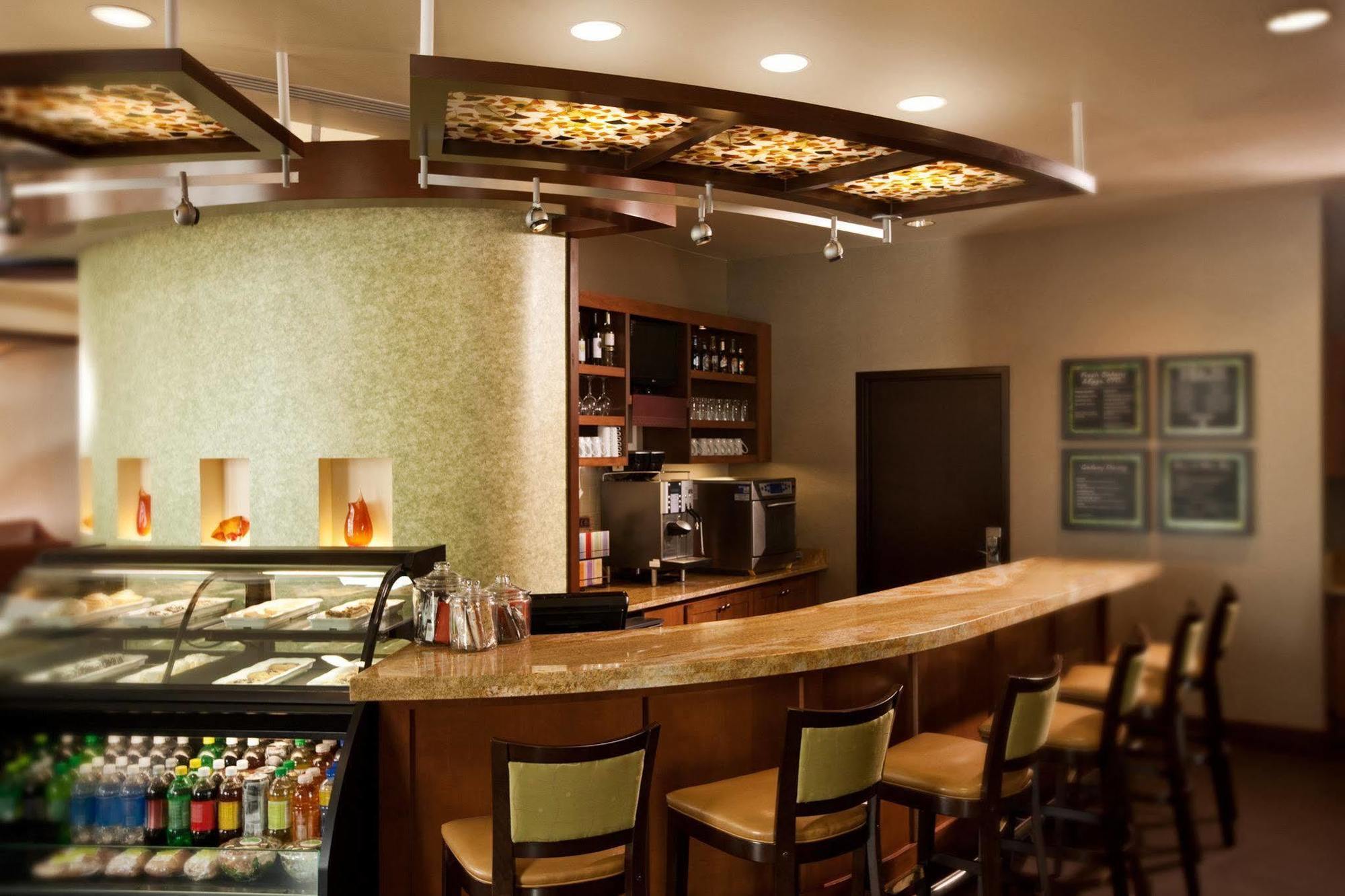 Hyatt Place Indianapolis Airport Eksteriør bilde